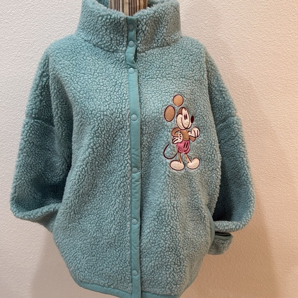 Disney Resort Exclusive NWT Mickey Mouse  Aqua Blue Sherpa Button up Jacket 3XL - Picture 3 of 8